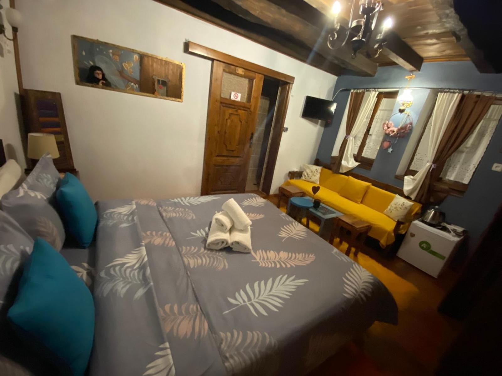 Traditional Guesthouse Erato Палеос-Пантелеймонас Экстерьер фото