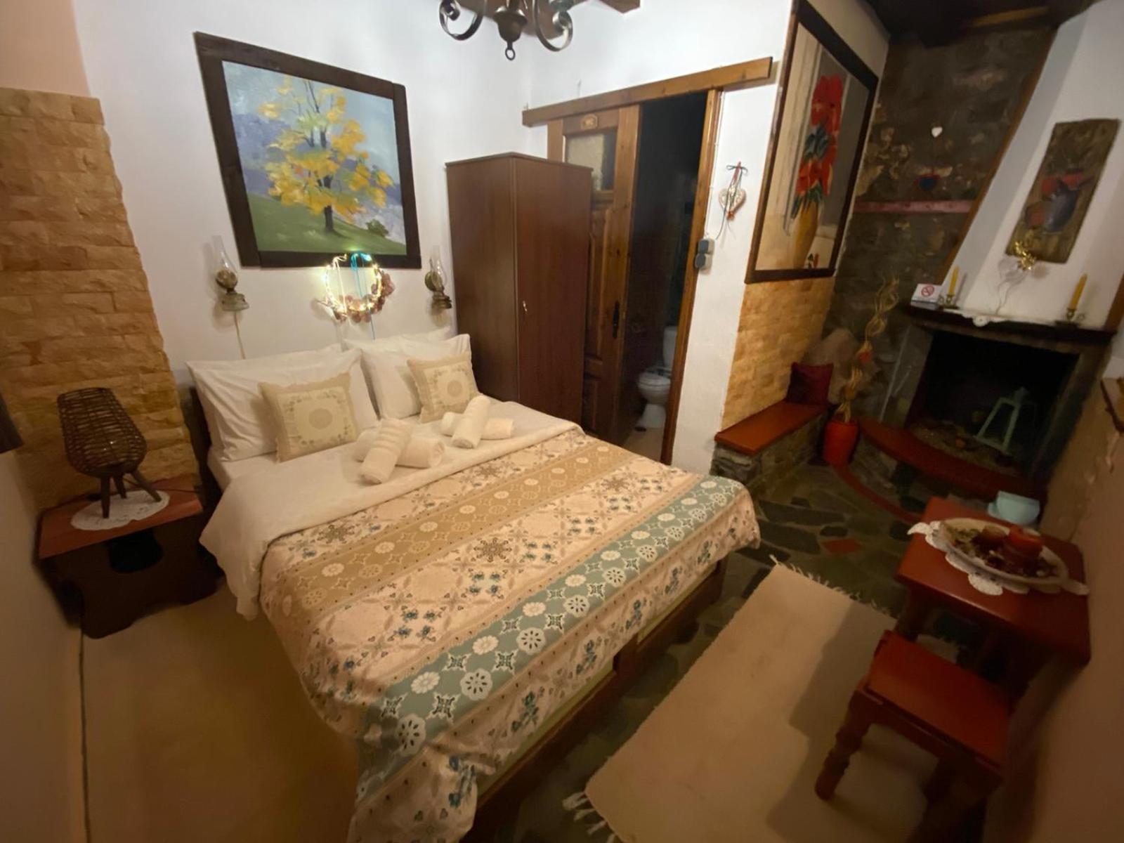 Traditional Guesthouse Erato Палеос-Пантелеймонас Экстерьер фото